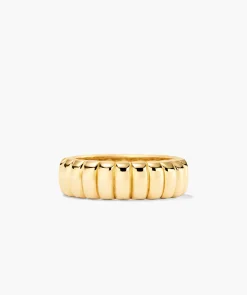 Charlotte Ring
