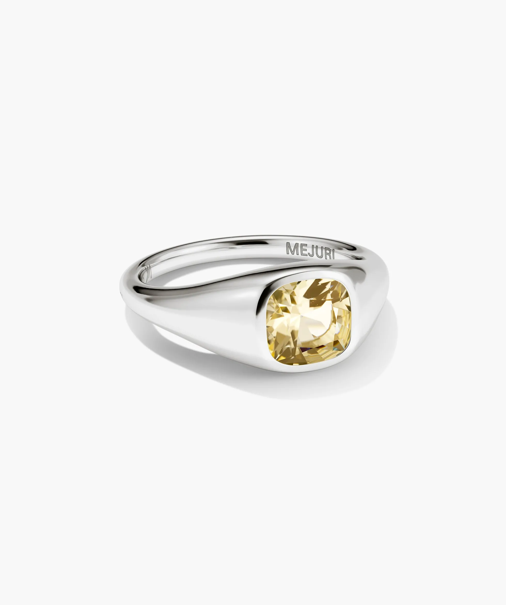 Jude Pinky Signet Ring